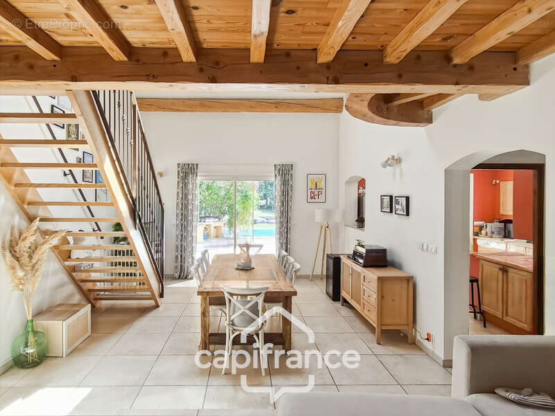 Maison à SAINT-GENIES-DE-COMOLAS
