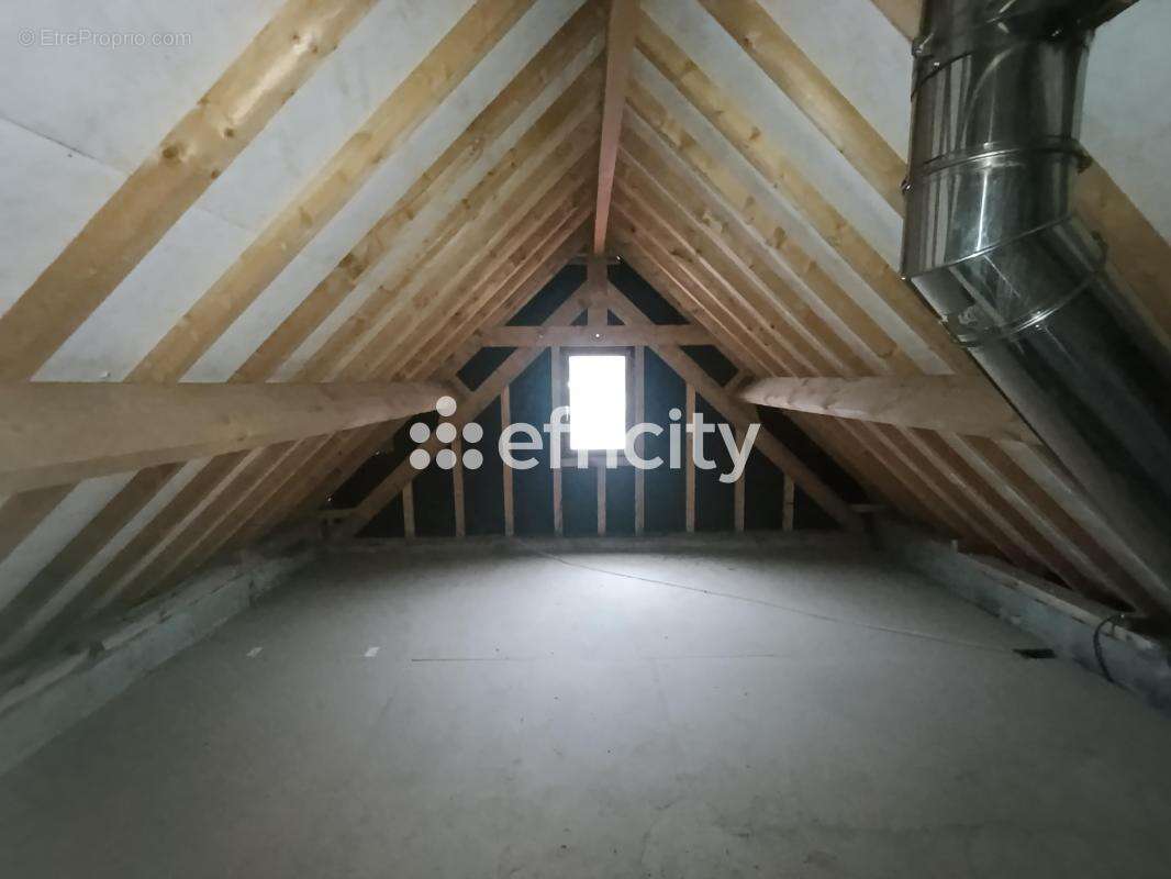 Maison à EAUCOURT-SUR-SOMME