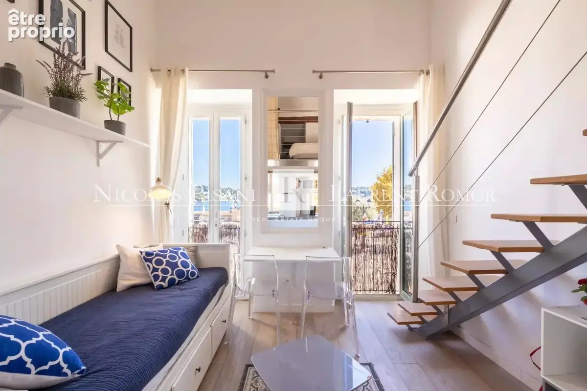 Exclusivité- villefranche-sur-mer – dernier étage – loft - vue sur la presqu’île - photo 3