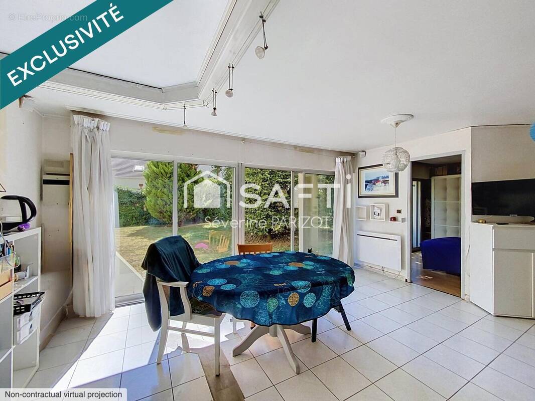 Photo 1 - Appartement à LE PLESSIS-TREVISE