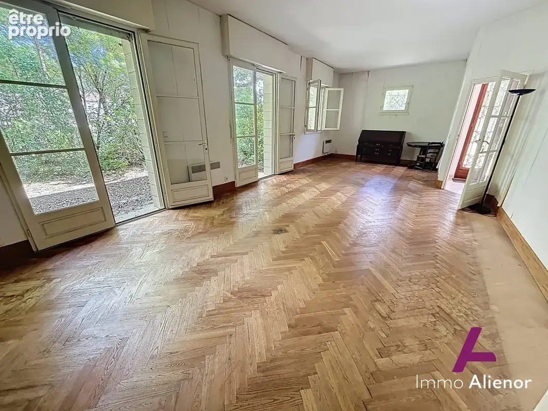 Maison 139 m² à Belin-Beliet  - photo 5