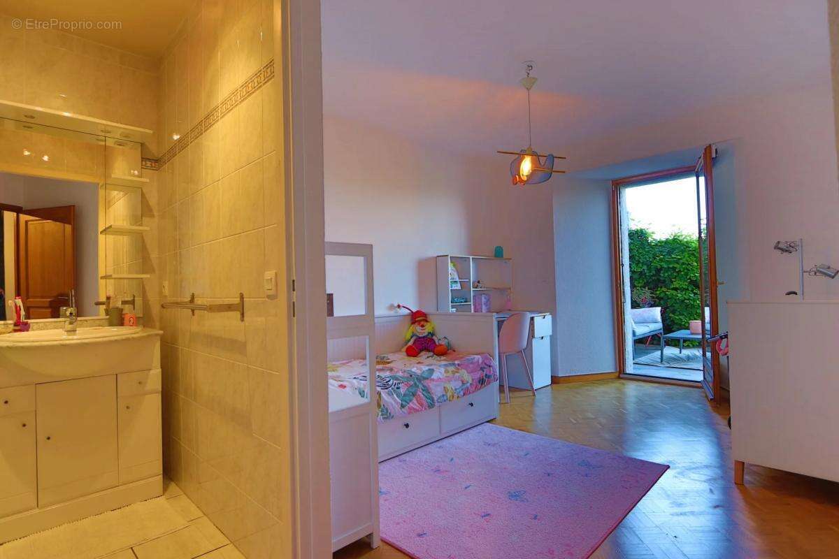 Appartement à ANNECY-LE-VIEUX