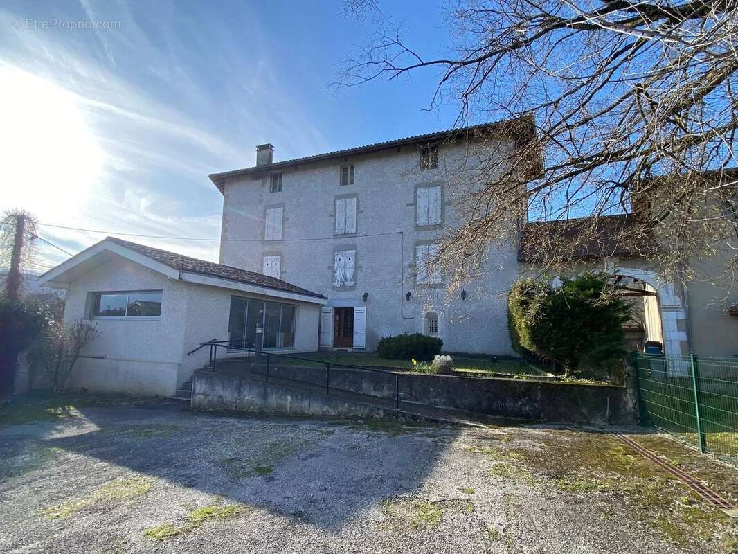 Maison à TULLINS