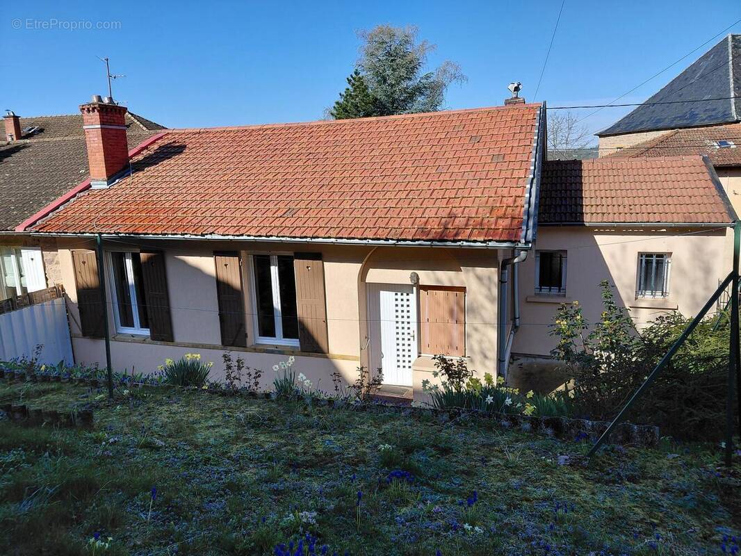 Photo 1 - Maison à COURS-LA-VILLE