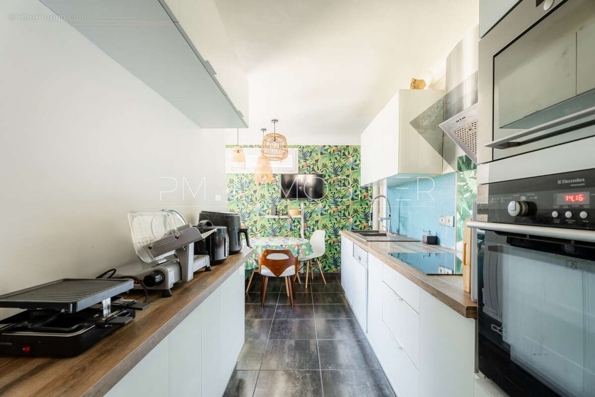 Appartement à MARSEILLE-7E