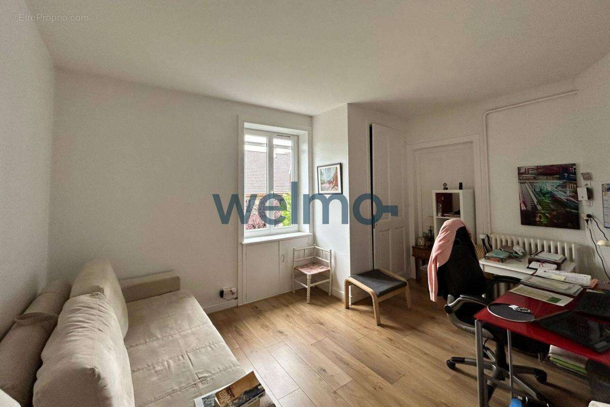 Maison à VILLEFRANCHE-SUR-SAONE