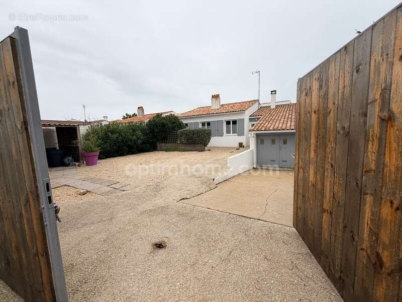 Maison à SAINT-MARTIN-DE-RE