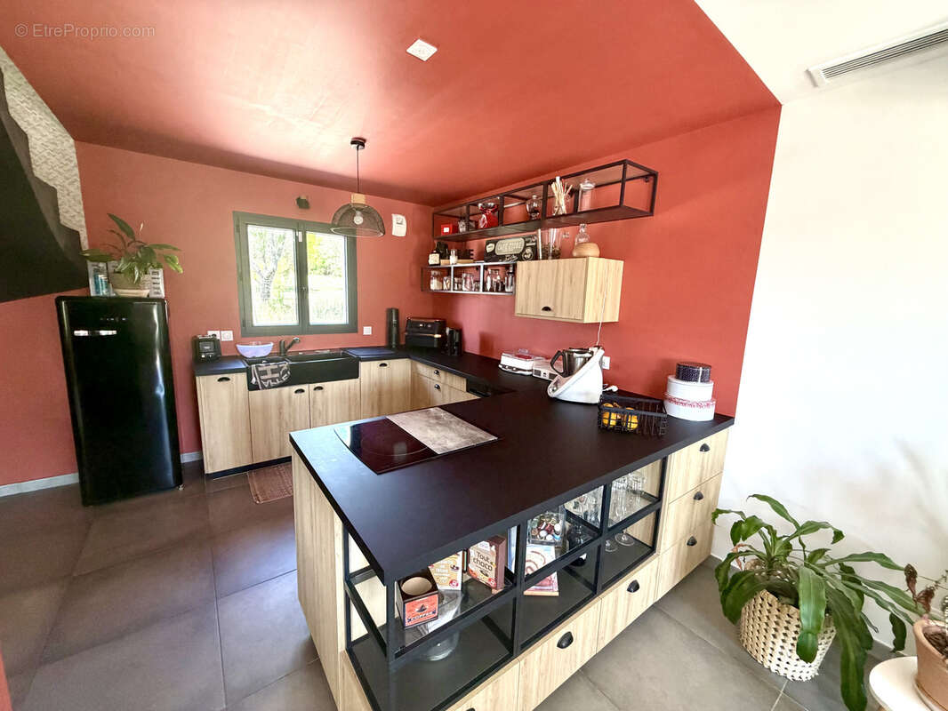 Maison à AUPS