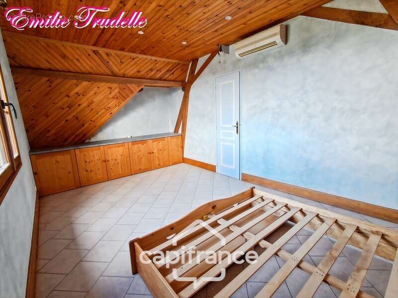 Maison à vendre 8 pièces RUILLE SUR LOIR (72) Pavillon familial de 5/6 chambres sur 205 m² avec garage quadruple - photo 12