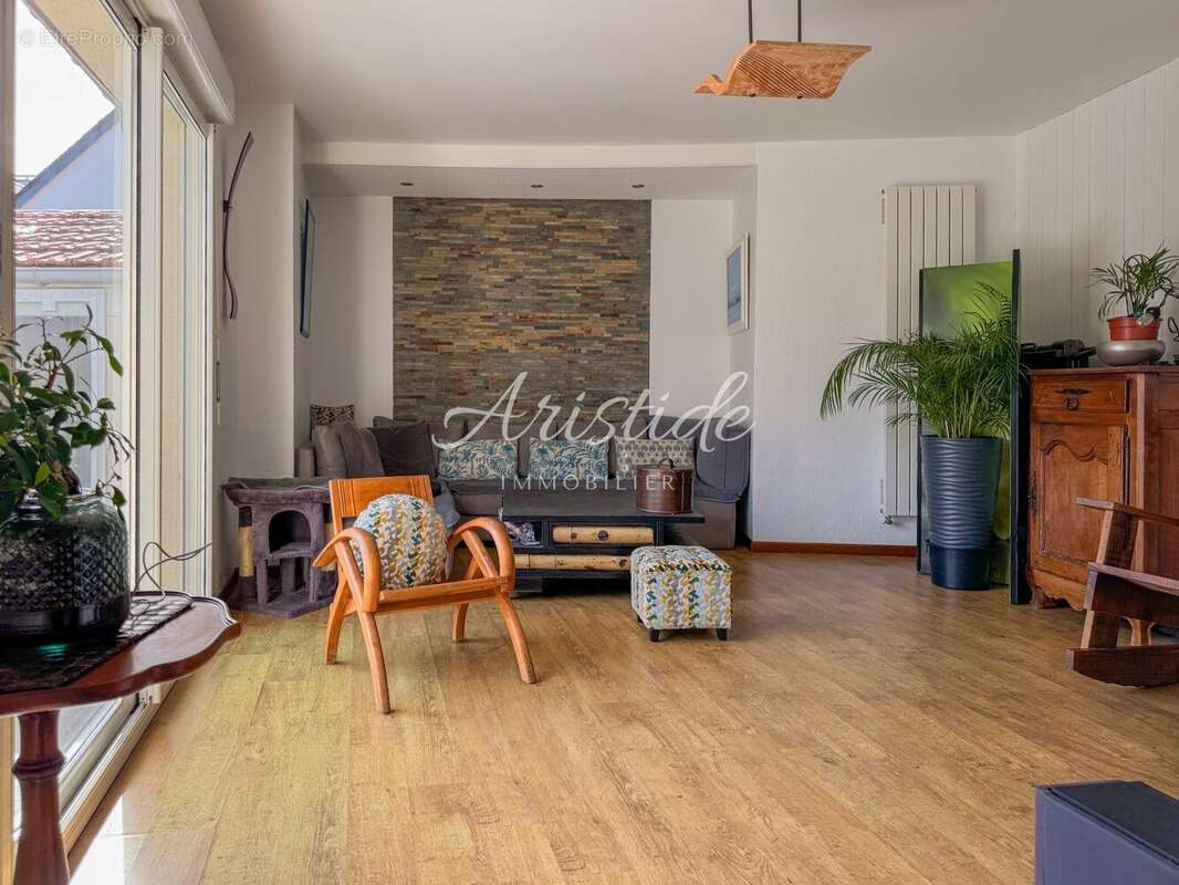 Maison à ARTANNES-SUR-INDRE