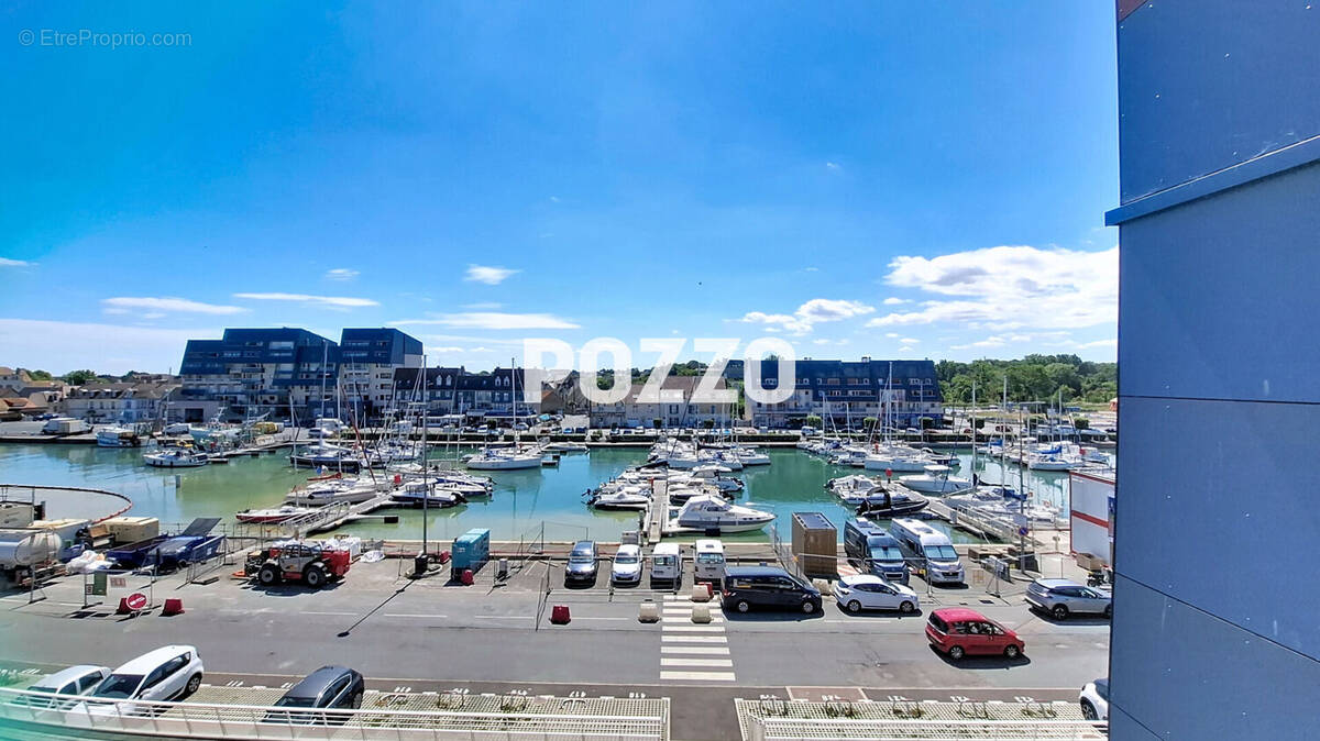 Appartement à COURSEULLES-SUR-MER