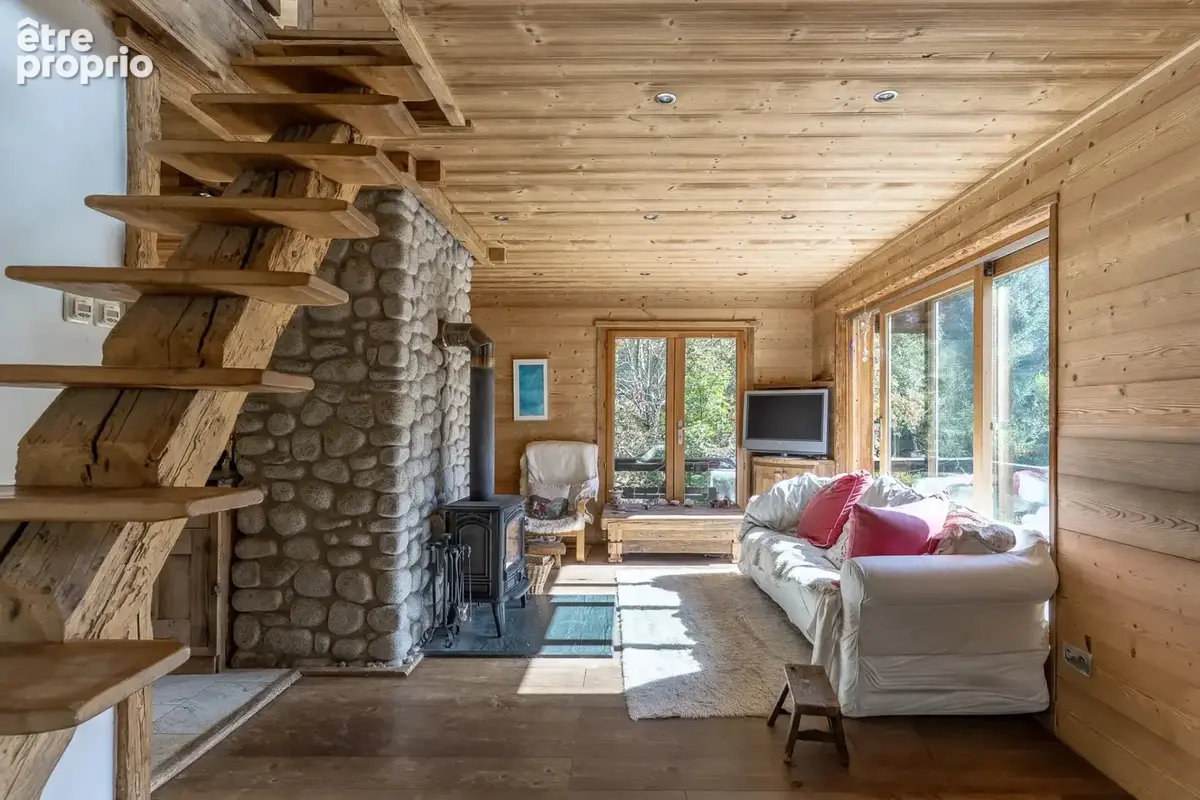 Magnifique petit chalet de charme dans le plus beau village de la vallée - photo 3