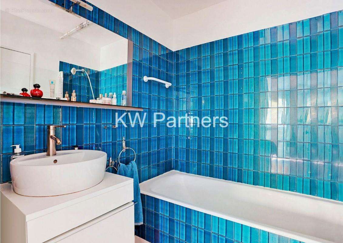 Appartement à PARIS-14E