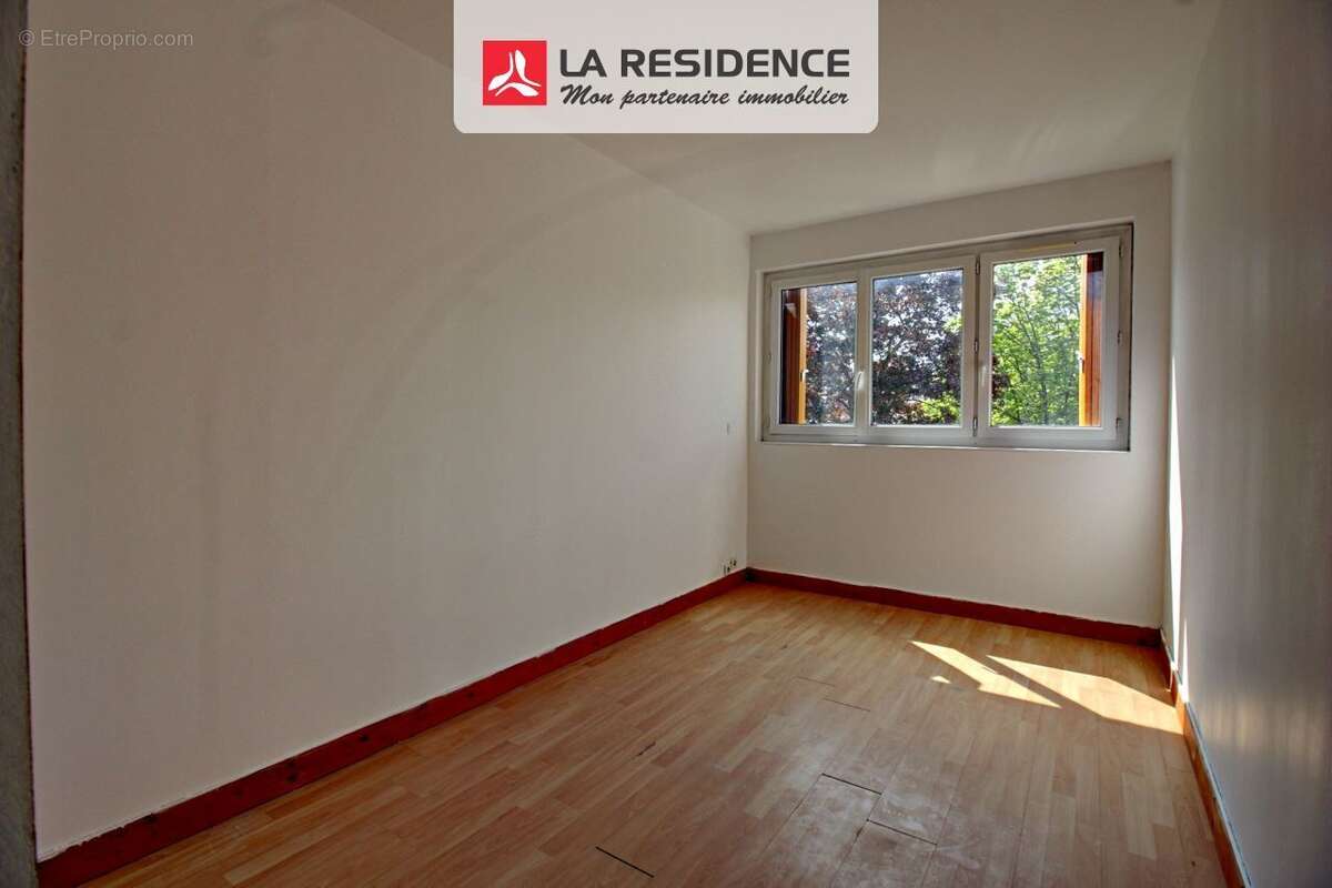 Appartement 57 m² à Conflans-Sainte-Honorine  - photo 8