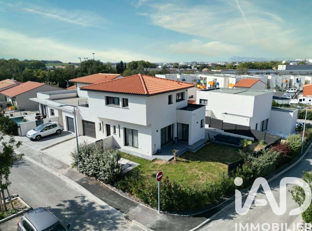 Photo 2 - Maison à PERPIGNAN