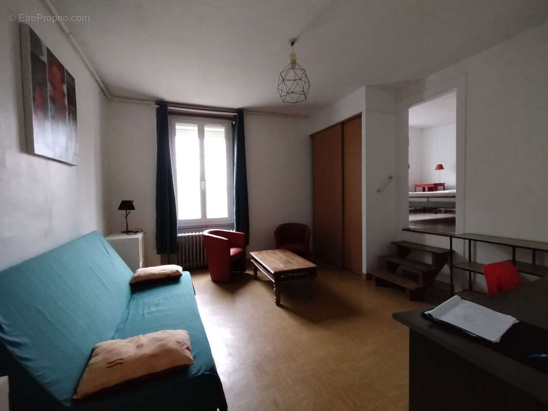 Appartement à FOUGERES