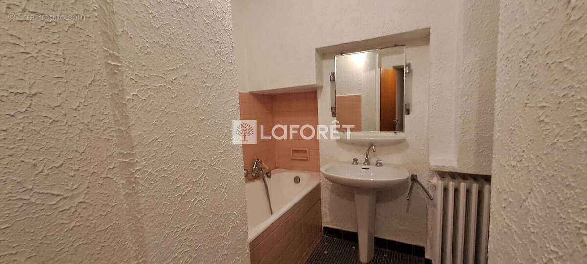 Maison à SAINT-FLOUR