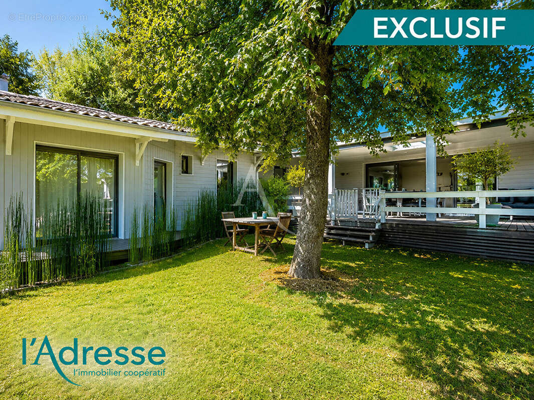 GRADIGNAN Coup de coeur ! - Maison familiale de plain pied en pleine nature - photo 12