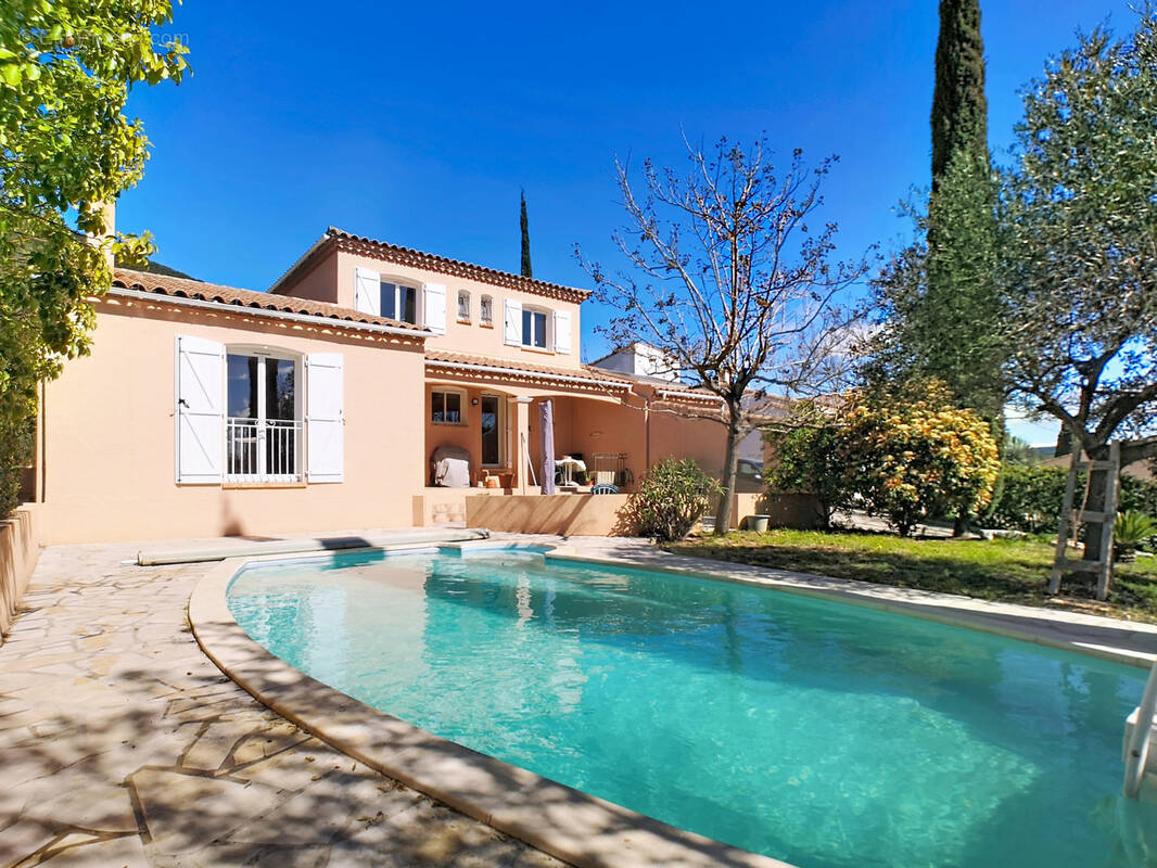 Maison à VAILHAUQUES