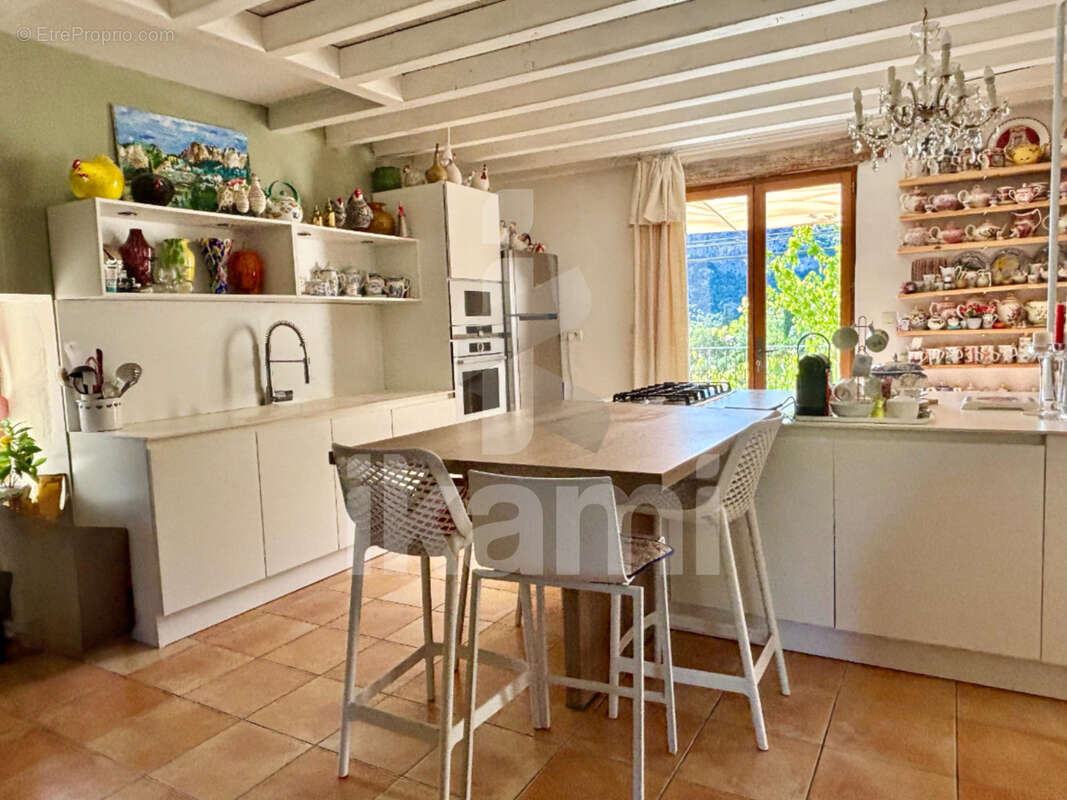 Maison ancienne bergerie 152 m2 vue exceptionnelle belles pierres - photo 10