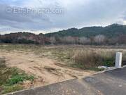 Terrain à LE PUY-SAINTE-REPARADE