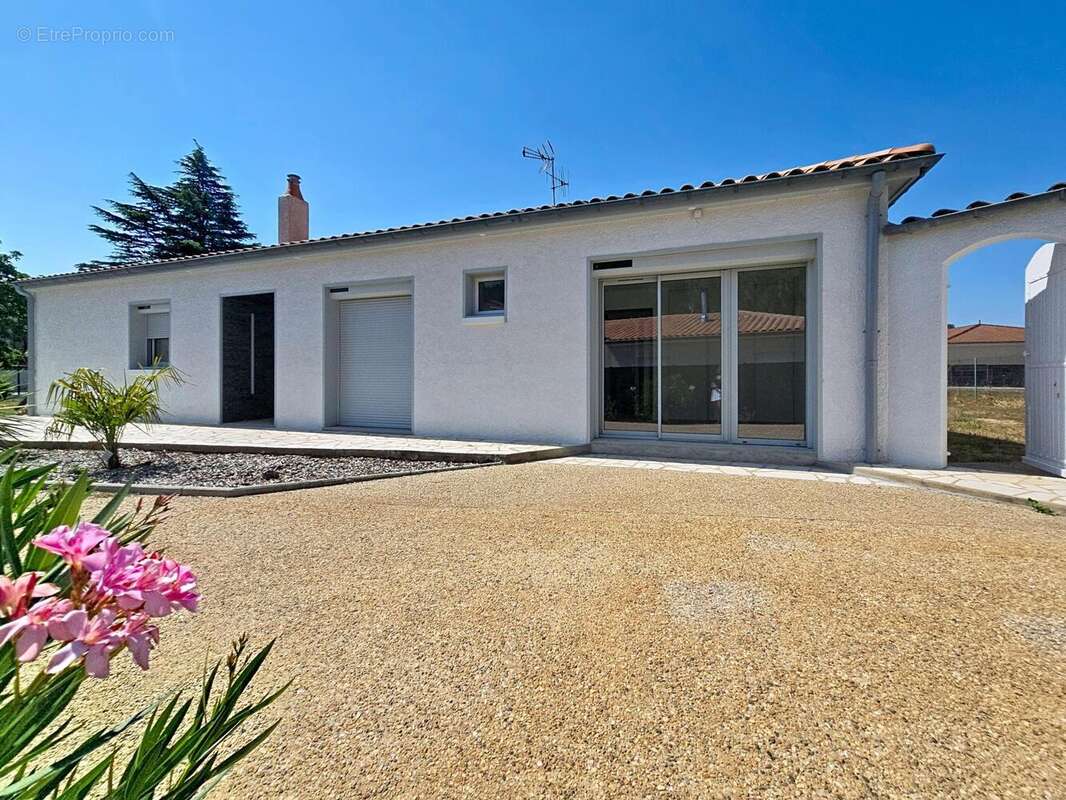 Maison 156 m² à Pessines  - photo 2
