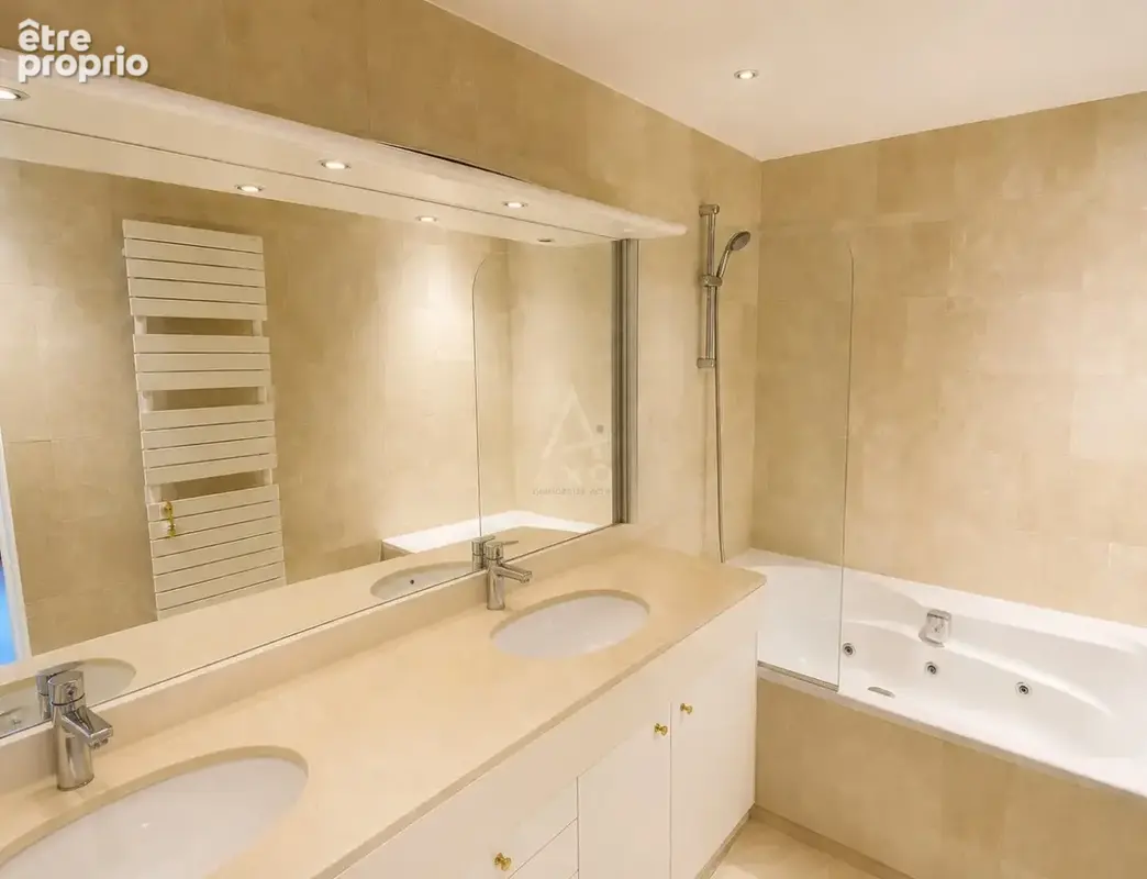 Neuilly sur seine - duplex d'exception avec terrasse et parking (4/5 chambres) - photo 10