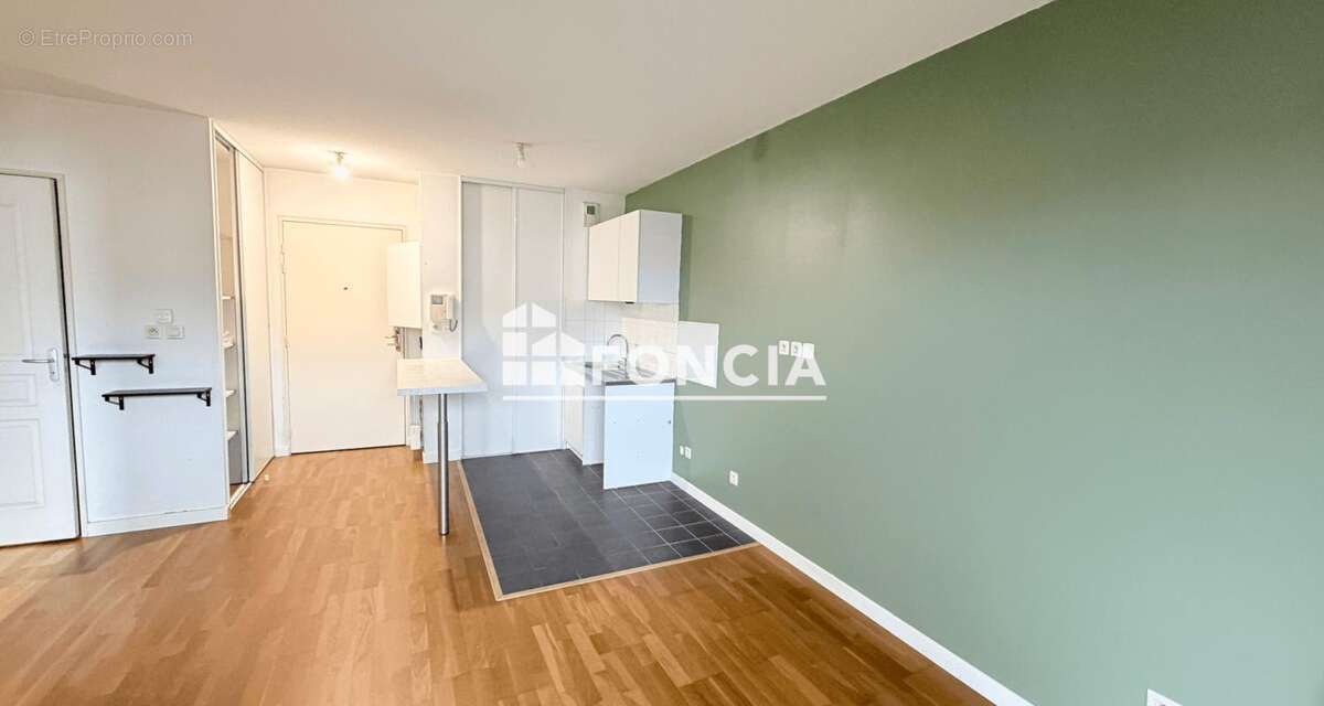 Appartement à MONTLUEL