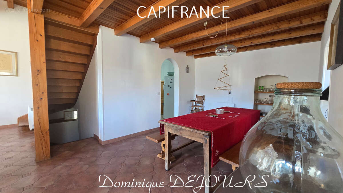Marcols-les-eaux , maison en pierres : Un bien d’exception où charme, élégance et confort se rencontrent – coup de cœur immédiat - photo 11