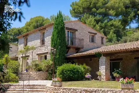 Maison 250 m² à La Colle-Sur-Loup  - photo 3