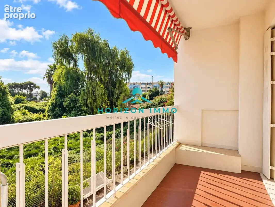 Appartement 3 pièces 63 m² à vendre à Saint-Laurent-Du-Var (06700) - photo 2