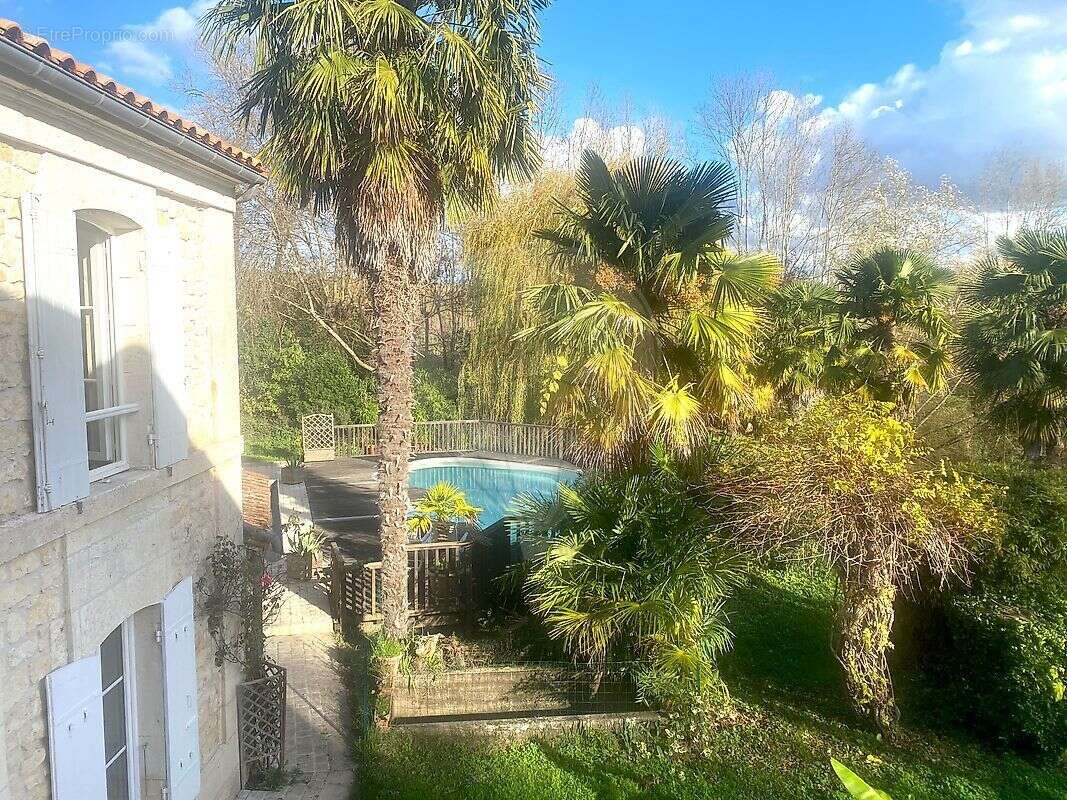 Maison à CHANIERS