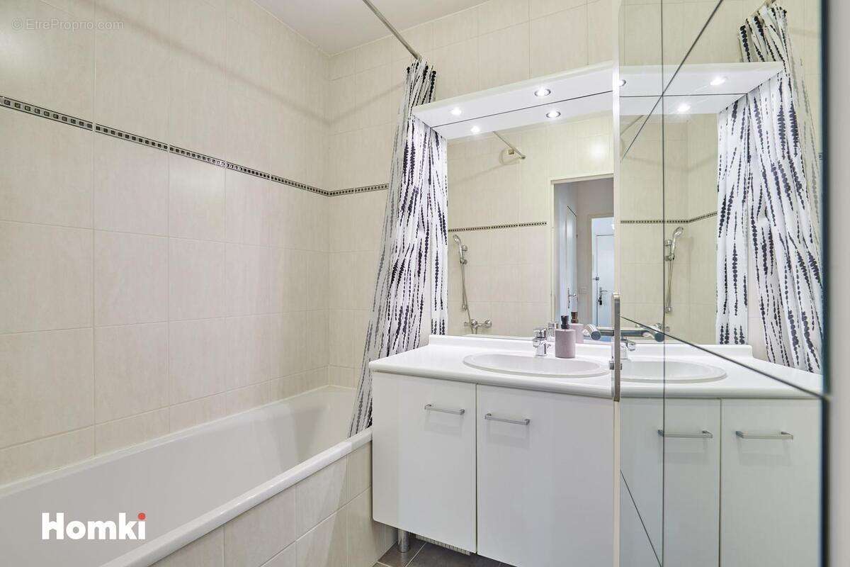 Appartement à MARSEILLE-10E