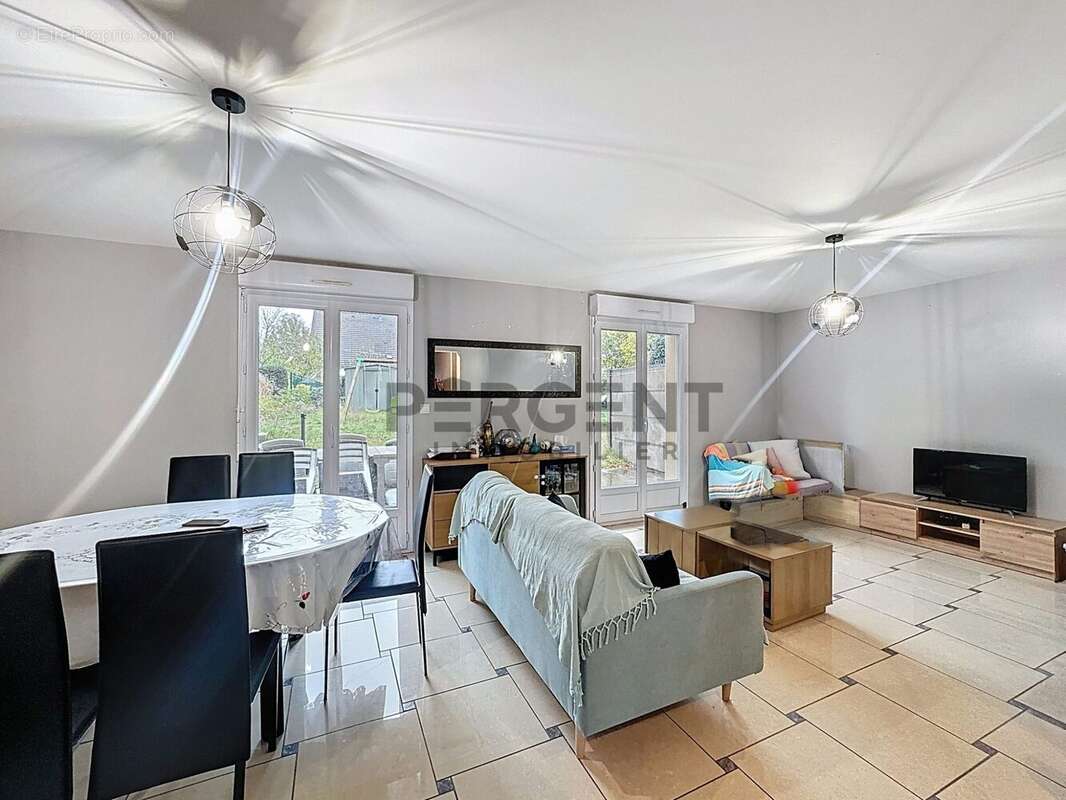 Maison à CHARLEVILLE-MEZIERES