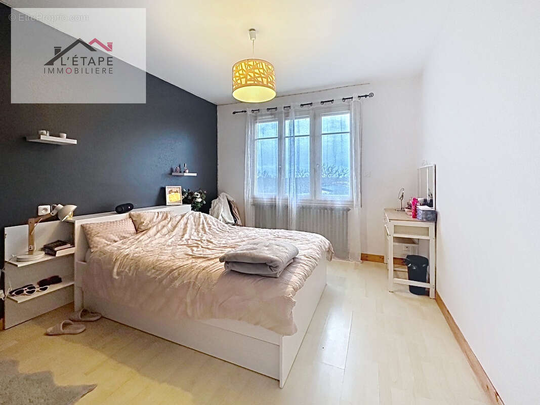 Maison à LE GIROUARD