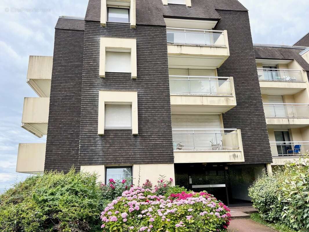 Appartement avec vue mer exceptionnelle – accès plage direct – Trouville-sur-Mer - photo 11