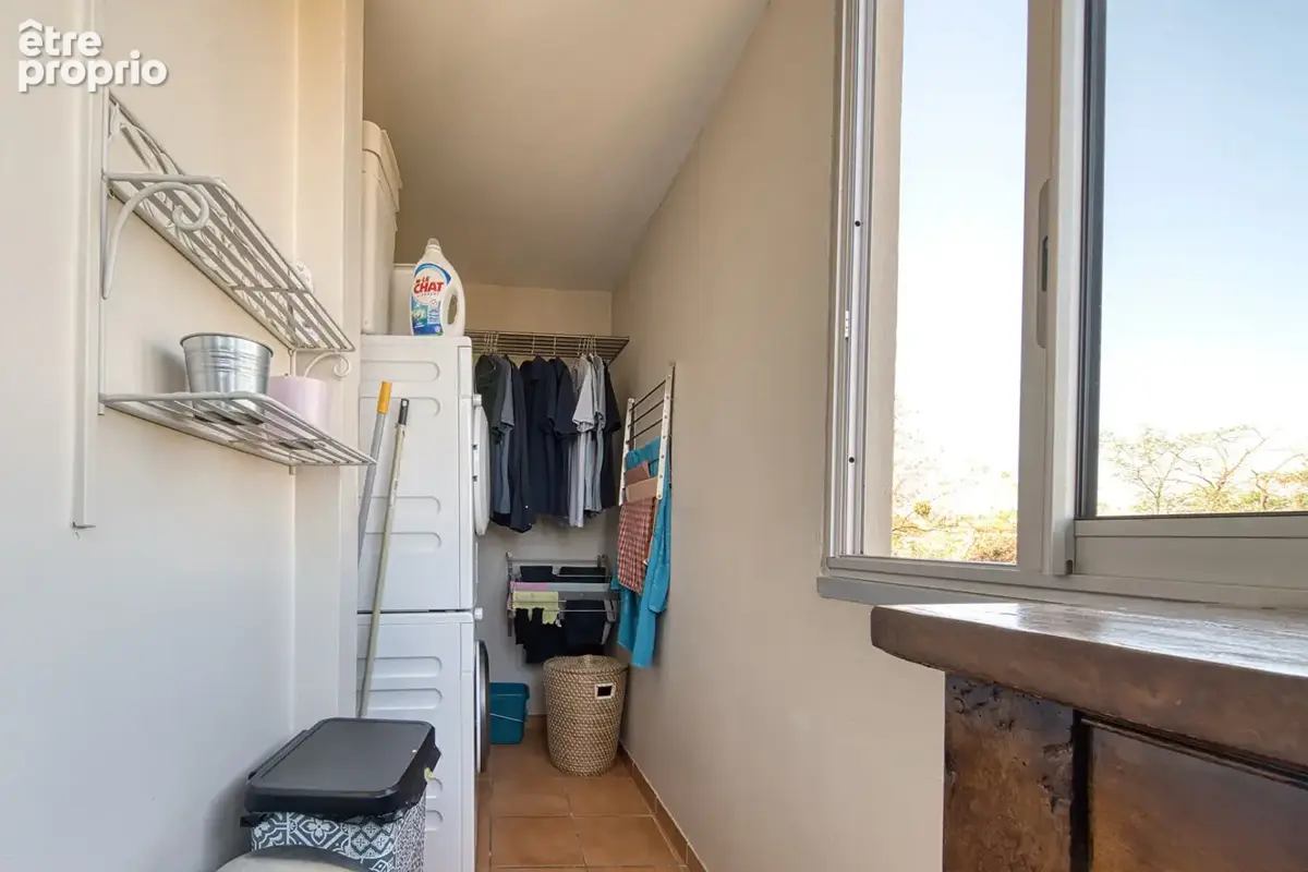 T4 avec grand balcon - Étage élevé - Vue dégagée - Garage et Cave - photo 8