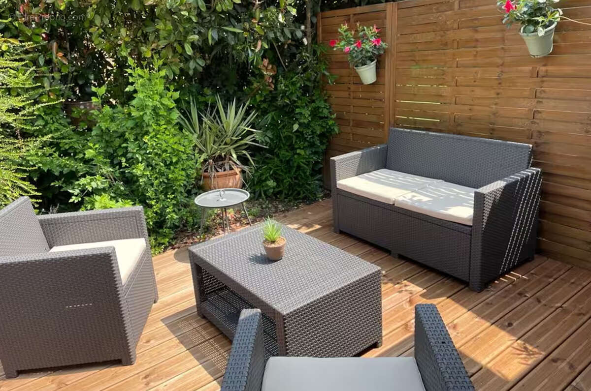 Maison à FONTCOUVERTE