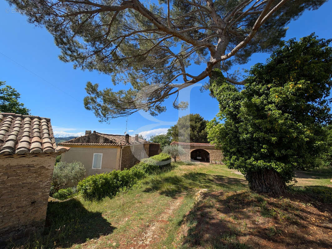 Maison à VAISON-LA-ROMAINE