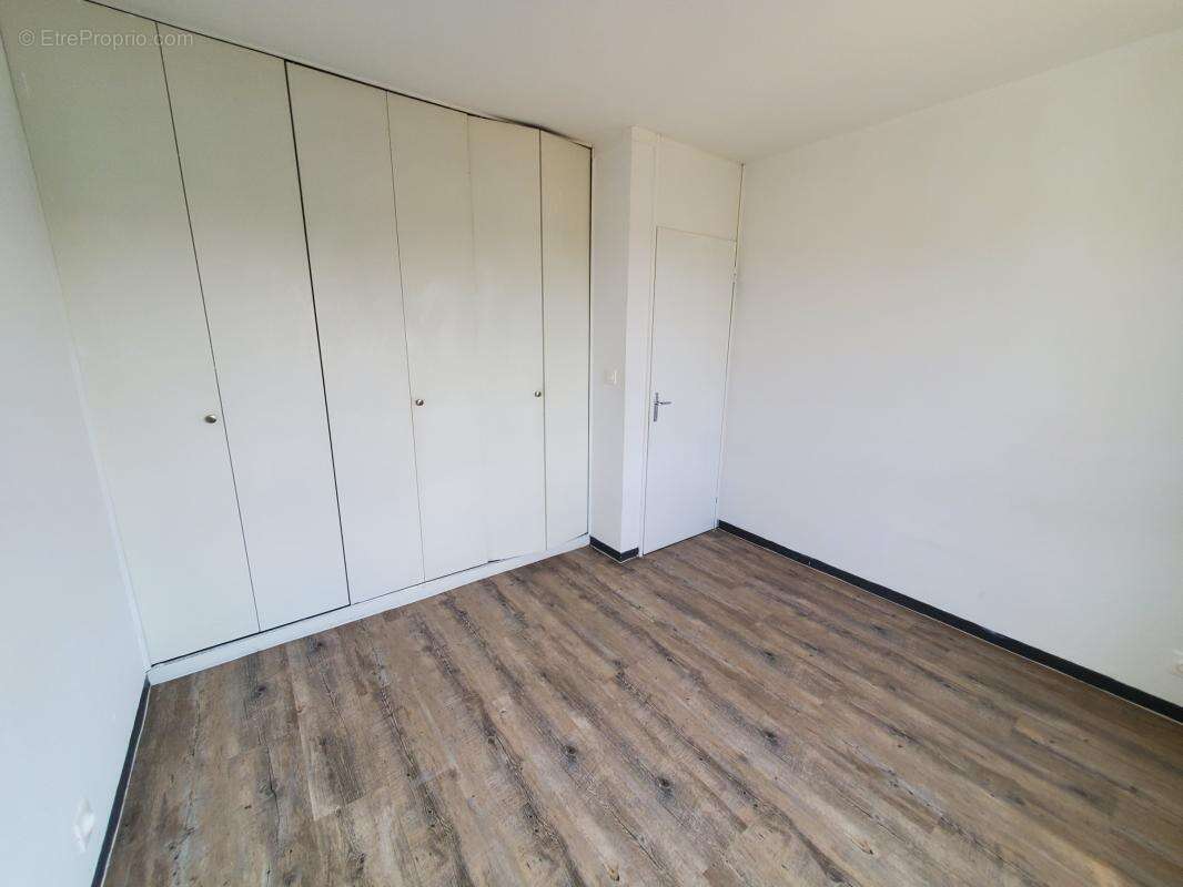 Grand appartement T3 avec balcon - photo 13