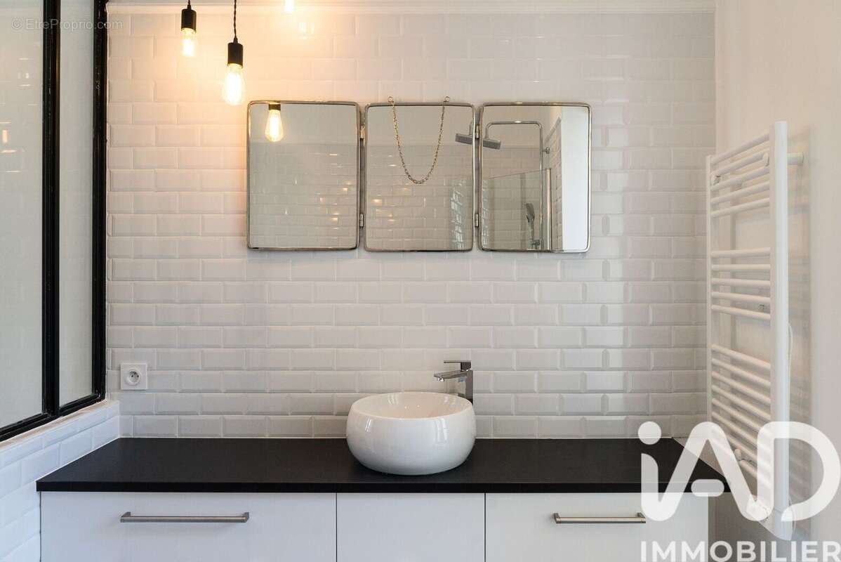 Photo 2 - Appartement à ROCHEFORT-DU-GARD