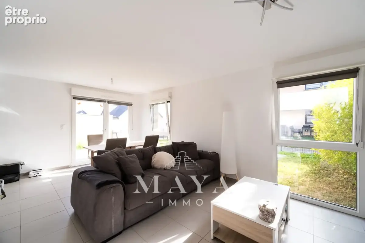 Appartement 4 pièces 77 m² à vendre à Berrwiller (68500) - photo 2