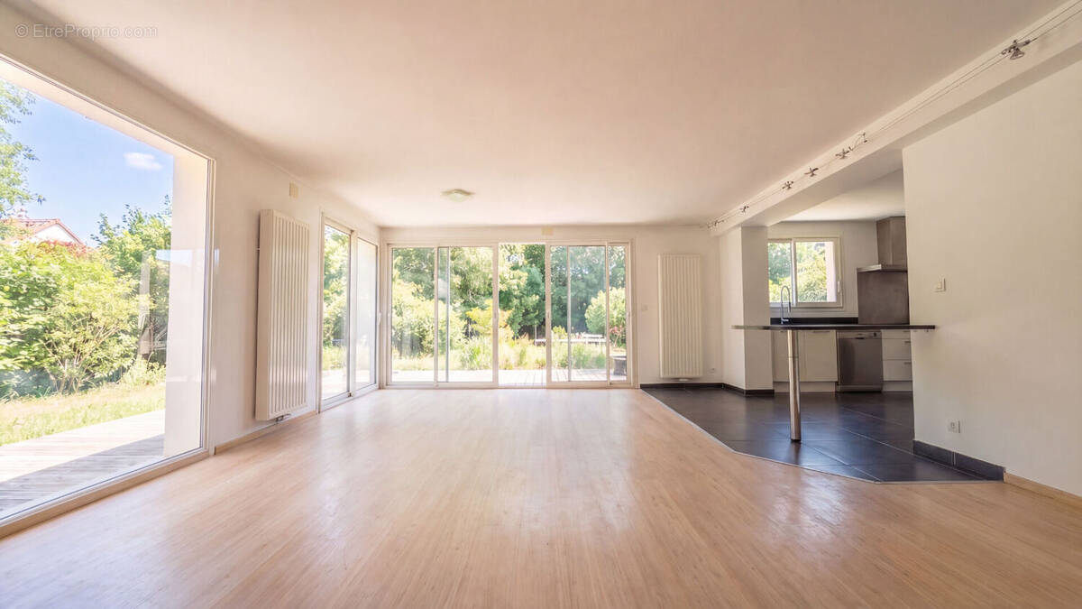 Maison à SAINT-AVERTIN