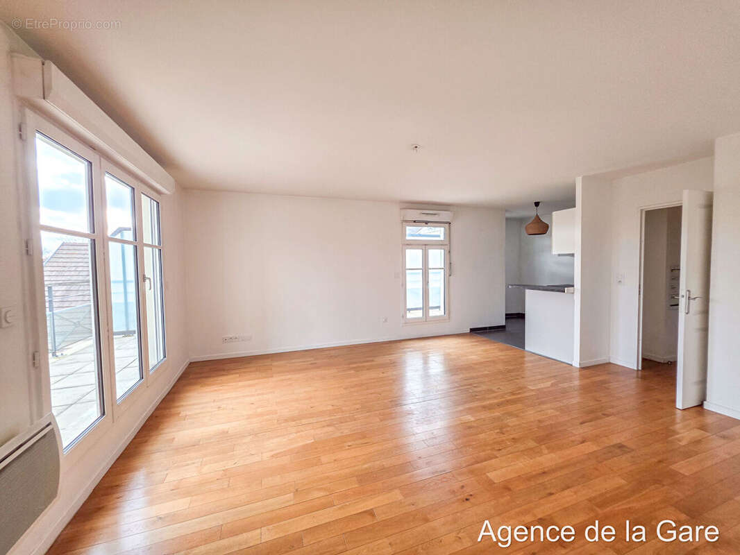 Appartement à MAISONS-LAFFITTE