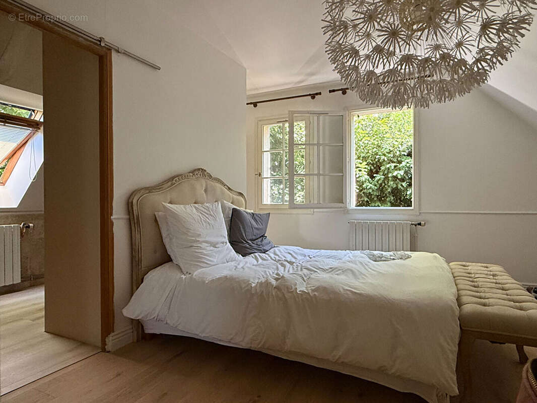 Maison familiale rénovée avec goût à Coye-la-Forêt - photo 12