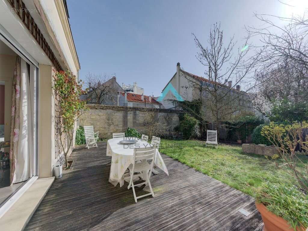 Maison à SAINT-GERMAIN-EN-LAYE