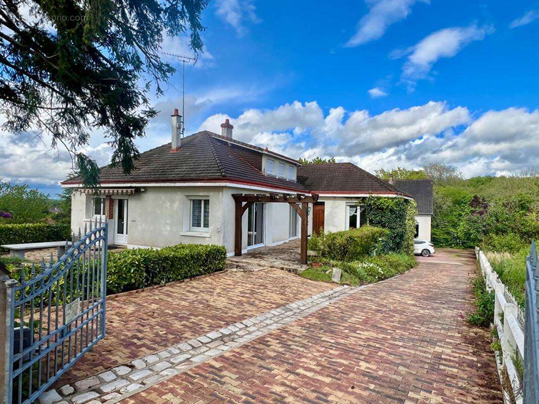 Maison à SAINT-GERVAIS-LA-FORET