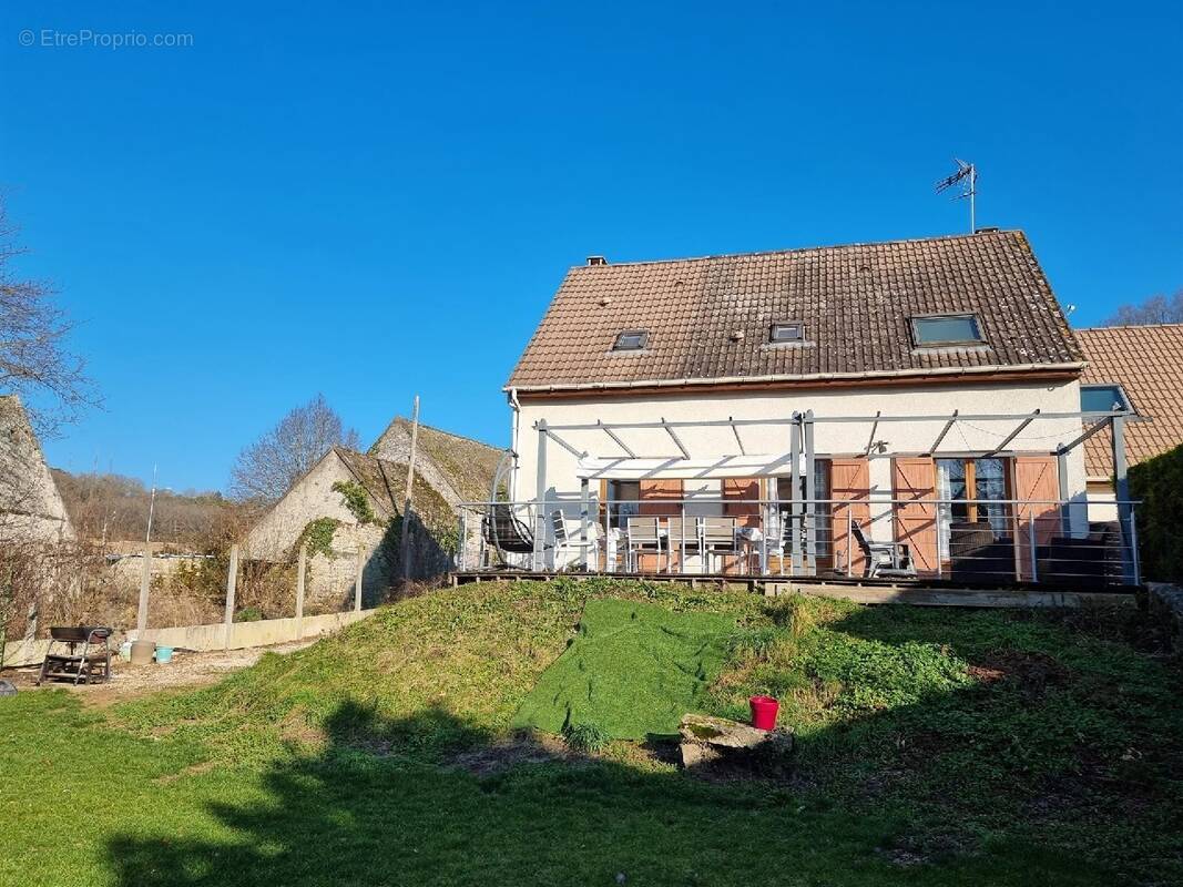 Maison à MONDEVILLE