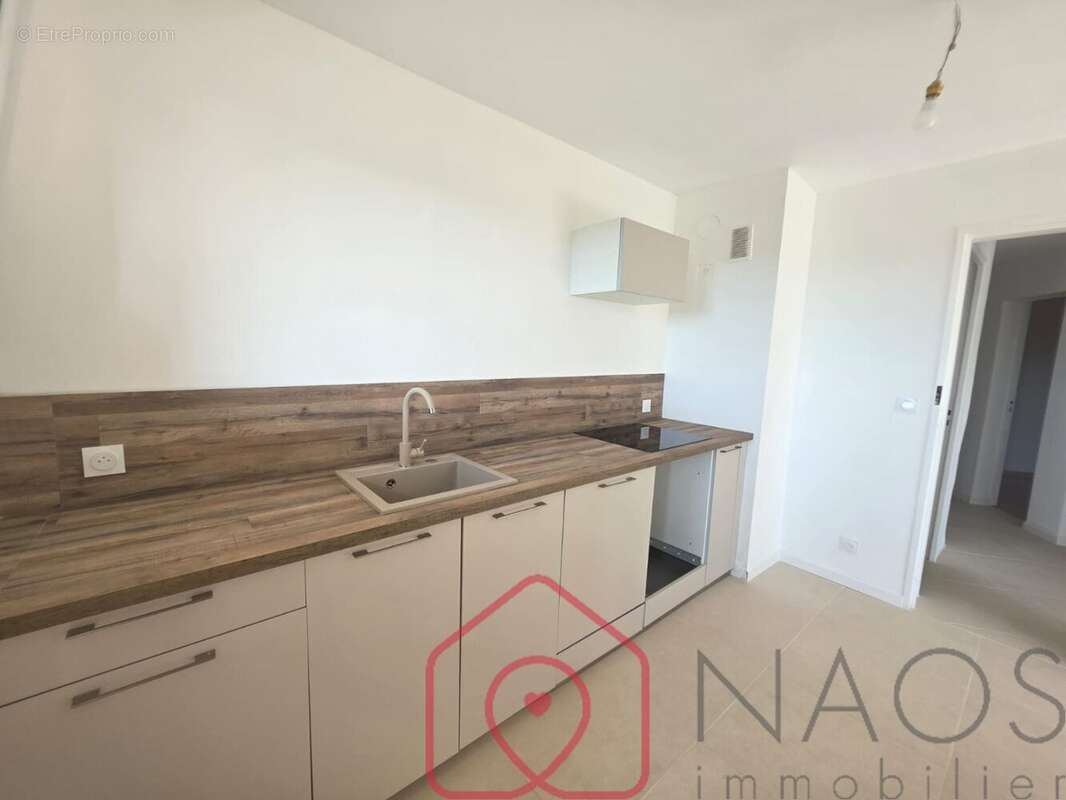 Appartement à VINON-SUR-VERDON