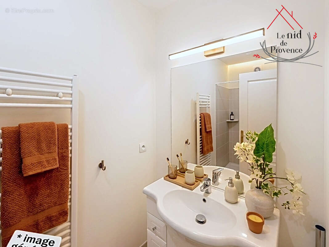 Appartement à L'ISLE-SUR-LA-SORGUE